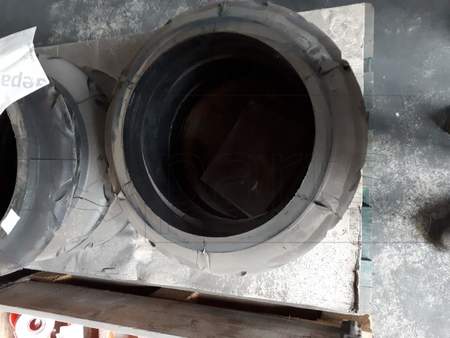 REIFEN AUSSEN ZU GUMMIKEILRINGWALZE